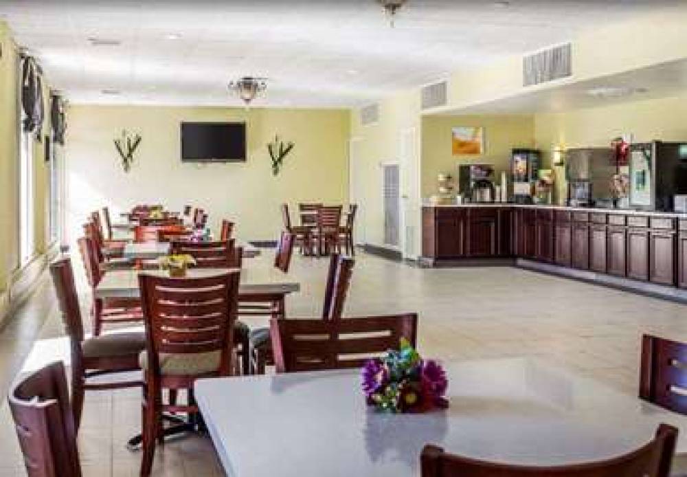 BAYMONT INN SUITES WALTERBOR 3