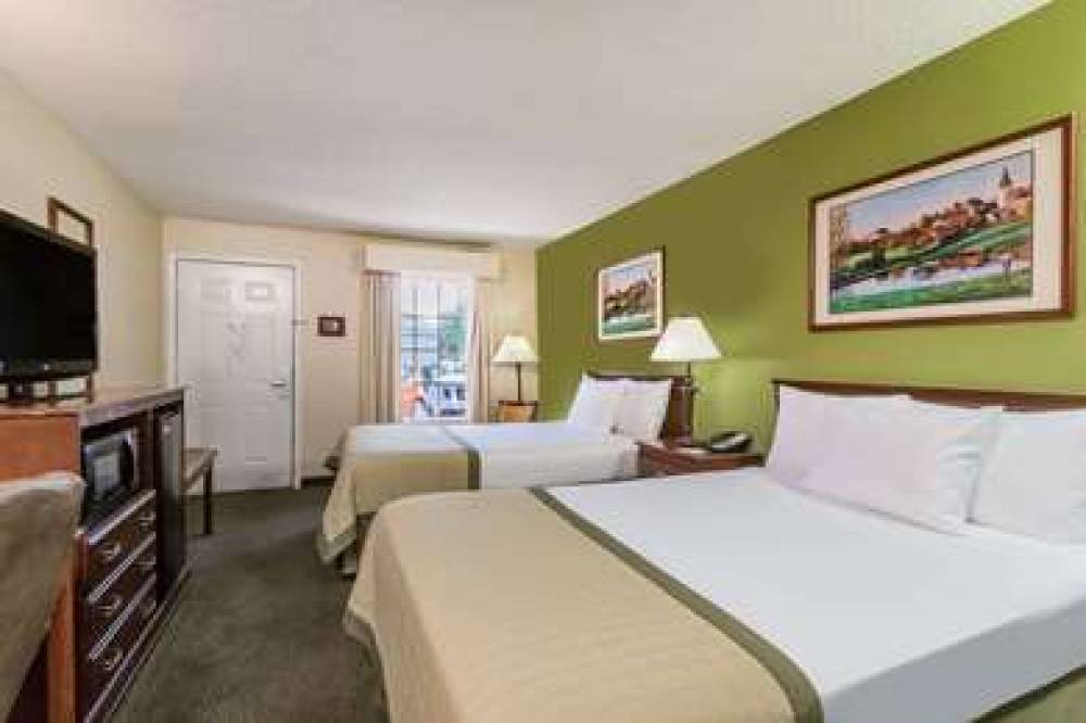 Baymont Inn & Suites Waycross 10