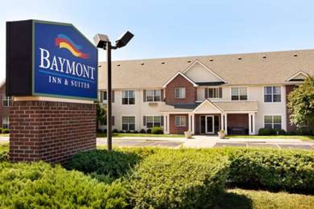 Baymont Inn & Suites Wichita East 1