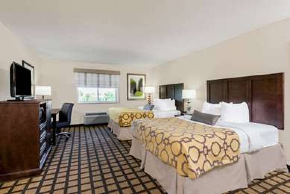 BAYMONT SUITES ERIE 5