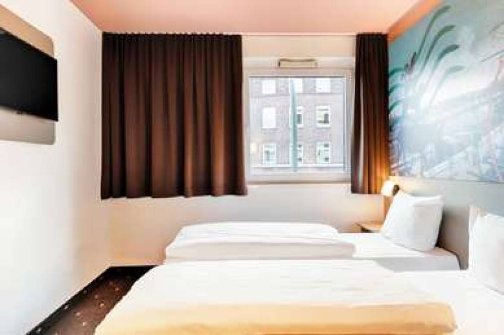 B&B HOTEL BREMEN-CITY 4