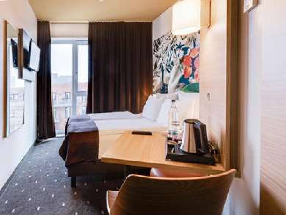 B&B HOTEL BREMEN-UBERSEESTADT 3