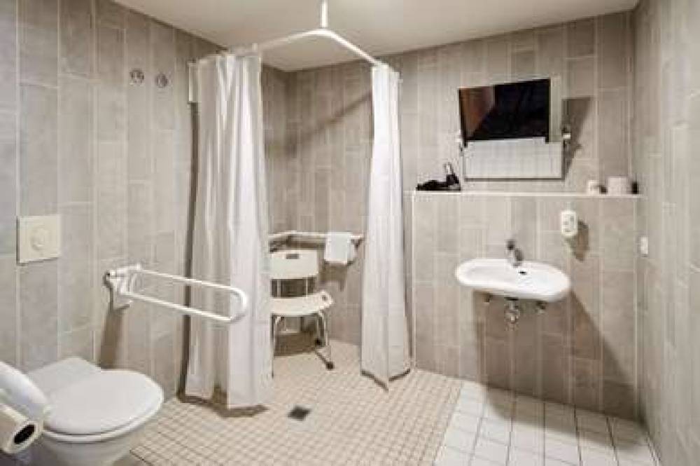 B&B HOTEL FRANKFURT-NIEDERRAD 2