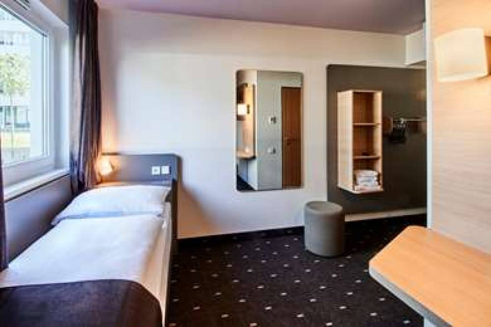 B&B HOTEL FRANKFURT-NIEDERRAD 8