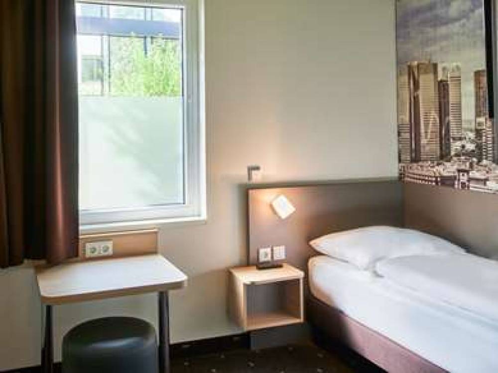 B&B HOTEL FRANKFURT-WEST 4