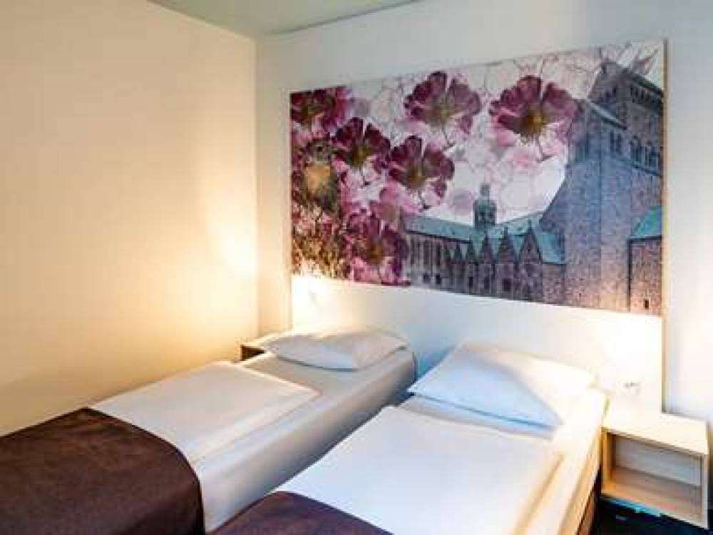 B&B HOTEL HILDESHEIM 7