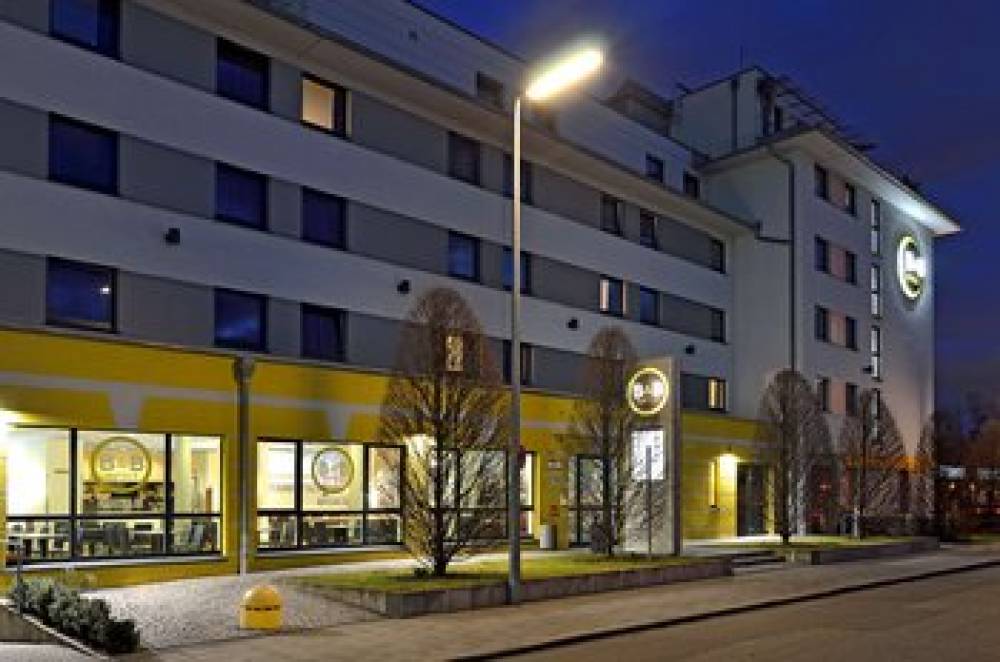 B&B HOTEL MUNCHEN CITY-NORD 8