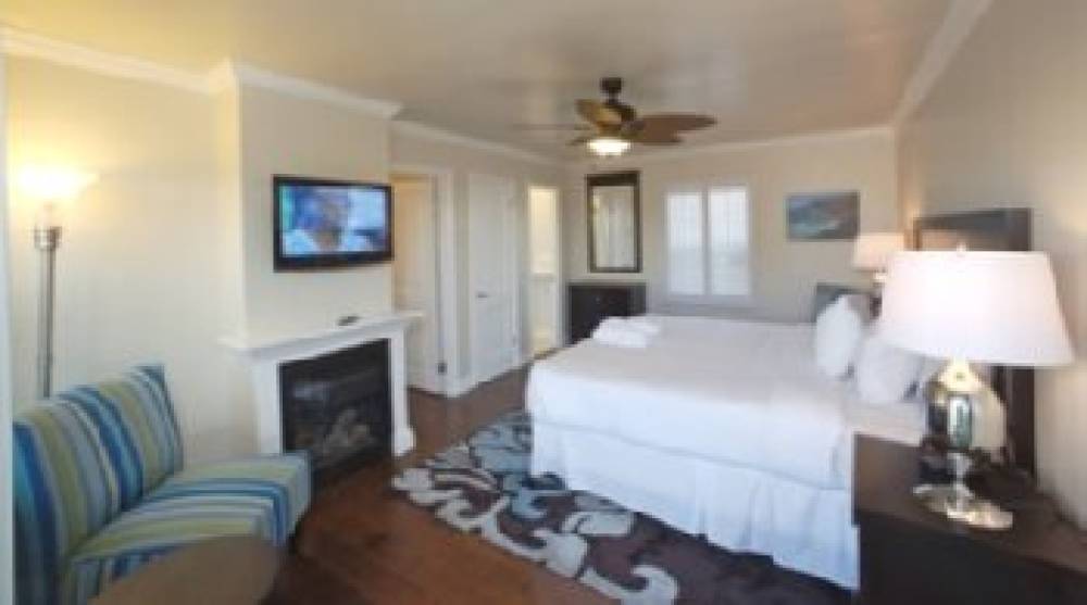 BEACH BUNGALOW INN AND SUITES 8