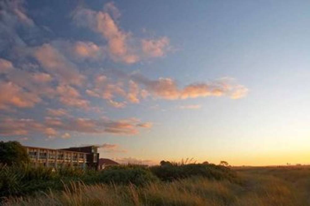 BEACHFRONT HOTEL - HOKITIKA 1