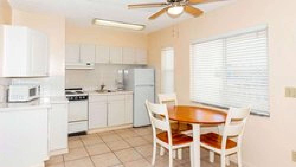 BELLEAIR BEACH RESORT MOTEL 1