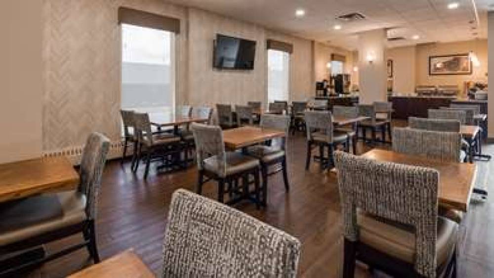 Best Western Airdrie 5