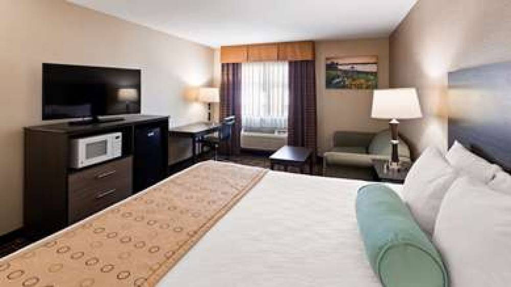 Best Western Airport Inn 8