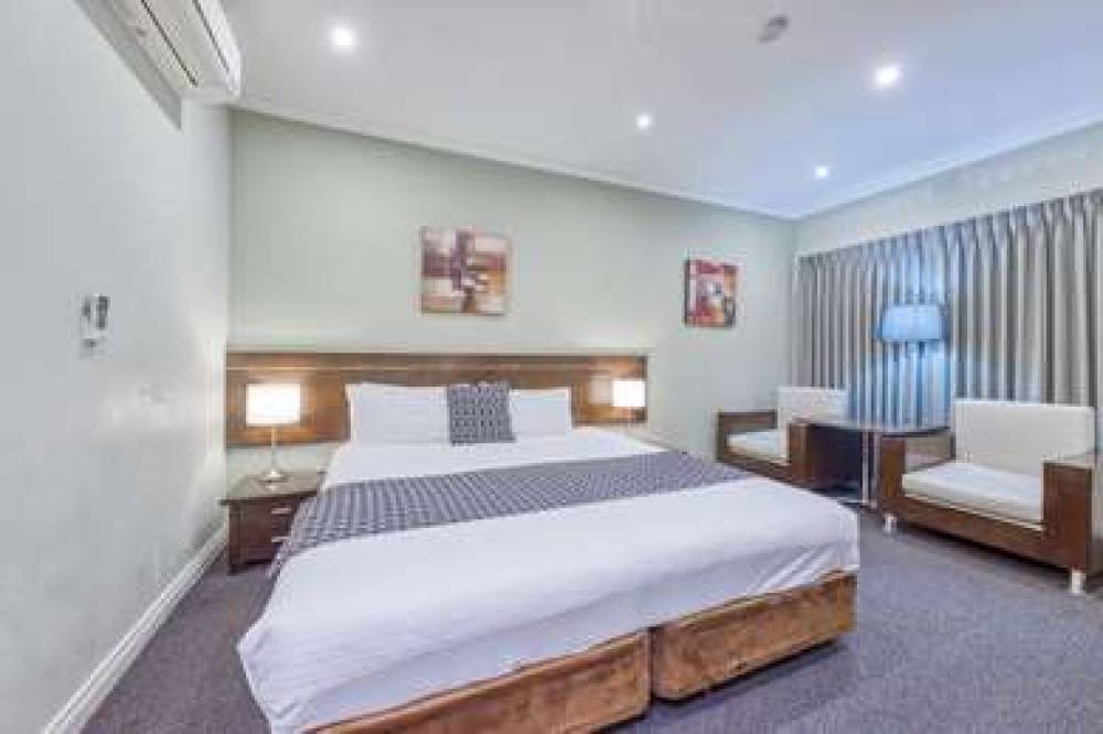 Best Western Airport Motel And Convention Centre 5