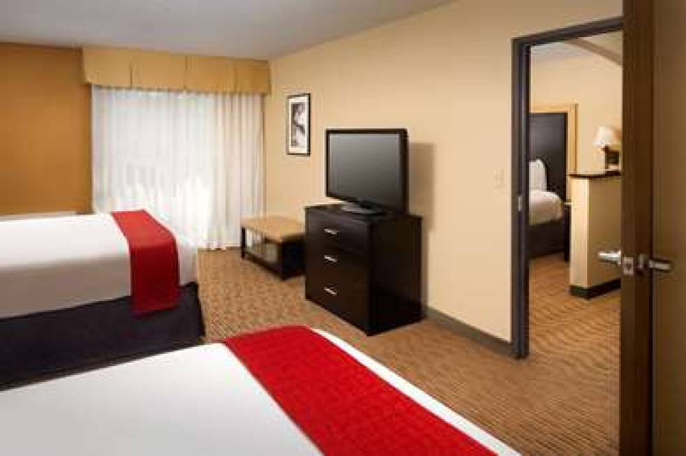 Best Western Alamo Suites 5