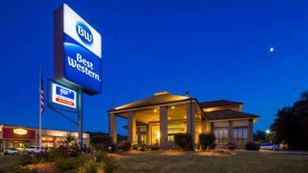 Best Western Ambassador Inn & Suites