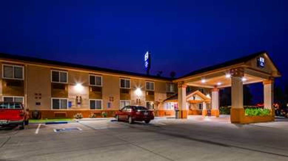 Best Western Antelope Inn & Suites 3