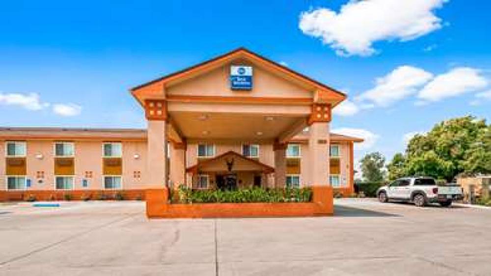 Best Western Antelope Inn & Suites 2