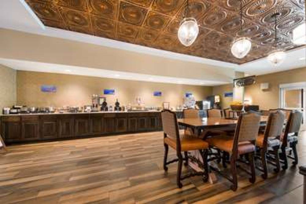 Best Western Bandera Suites & Saloon 7