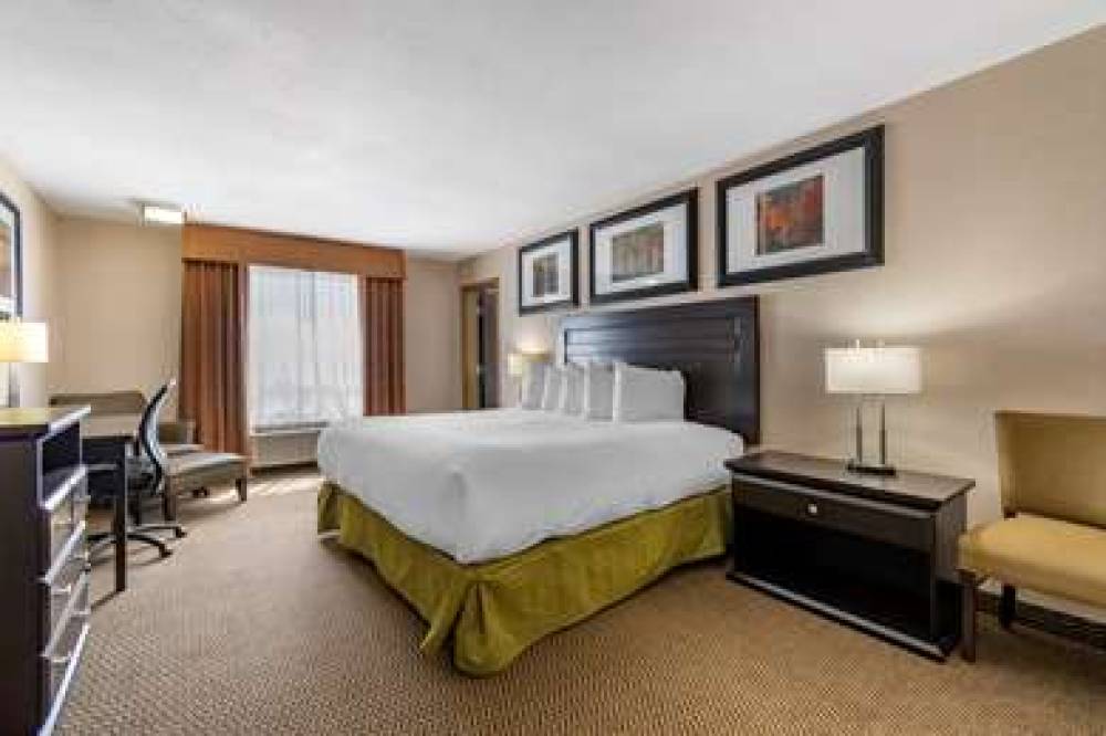 Best Western Bonnyville Inn & Suites 8