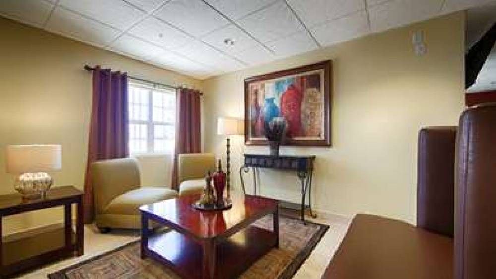 Best Western California City Inn & Suites 9