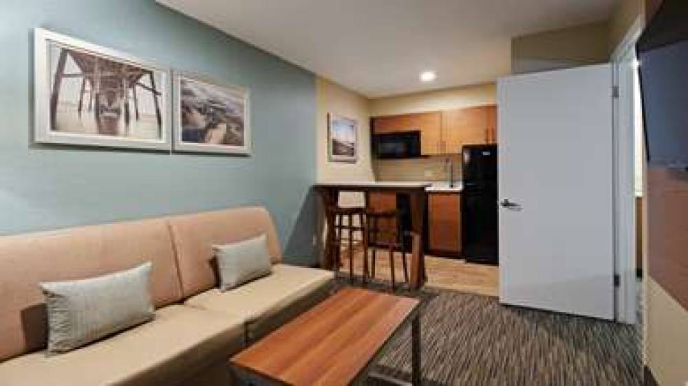 Best Western Carlsbad By The Sea 8