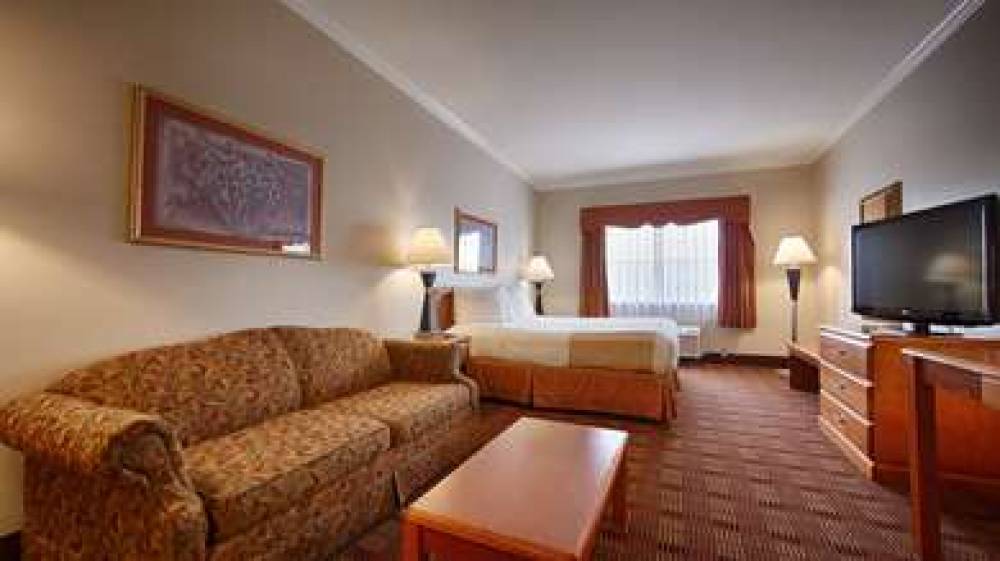 Best Western Club House Inn & Suites 9