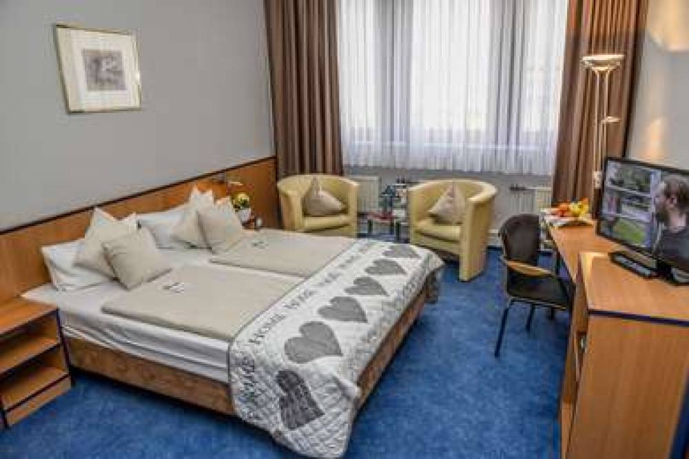 Best Western Comfort Business Hotel 4