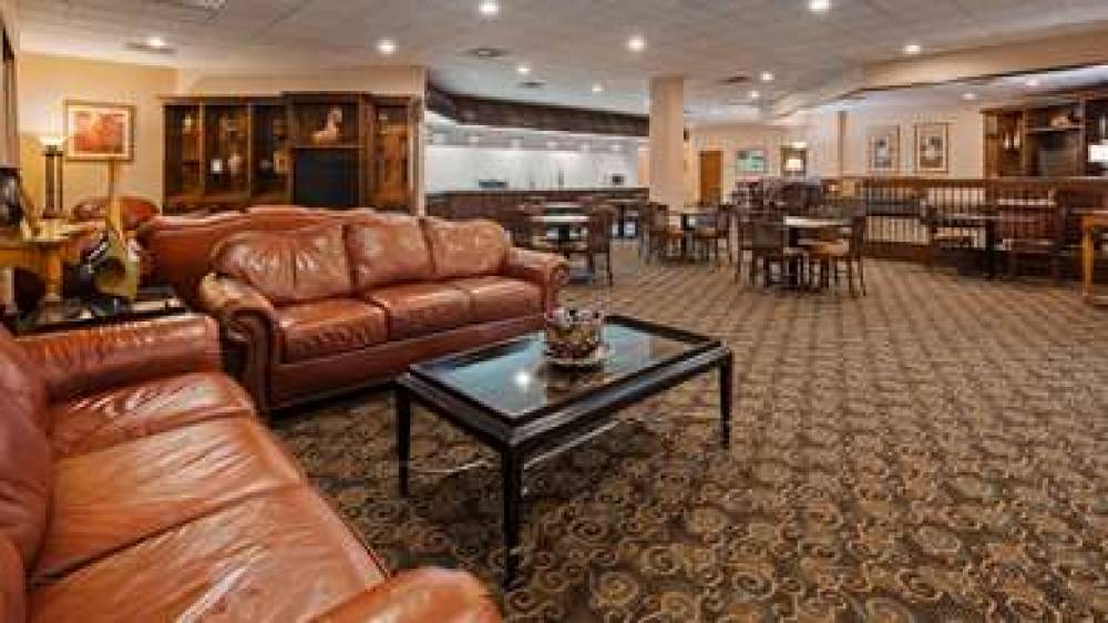 Best Western Crossroads Of The Bluffs 4