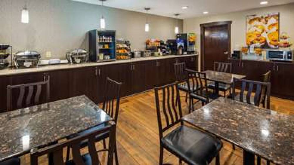 Best Western Crown Inn & Suites 8