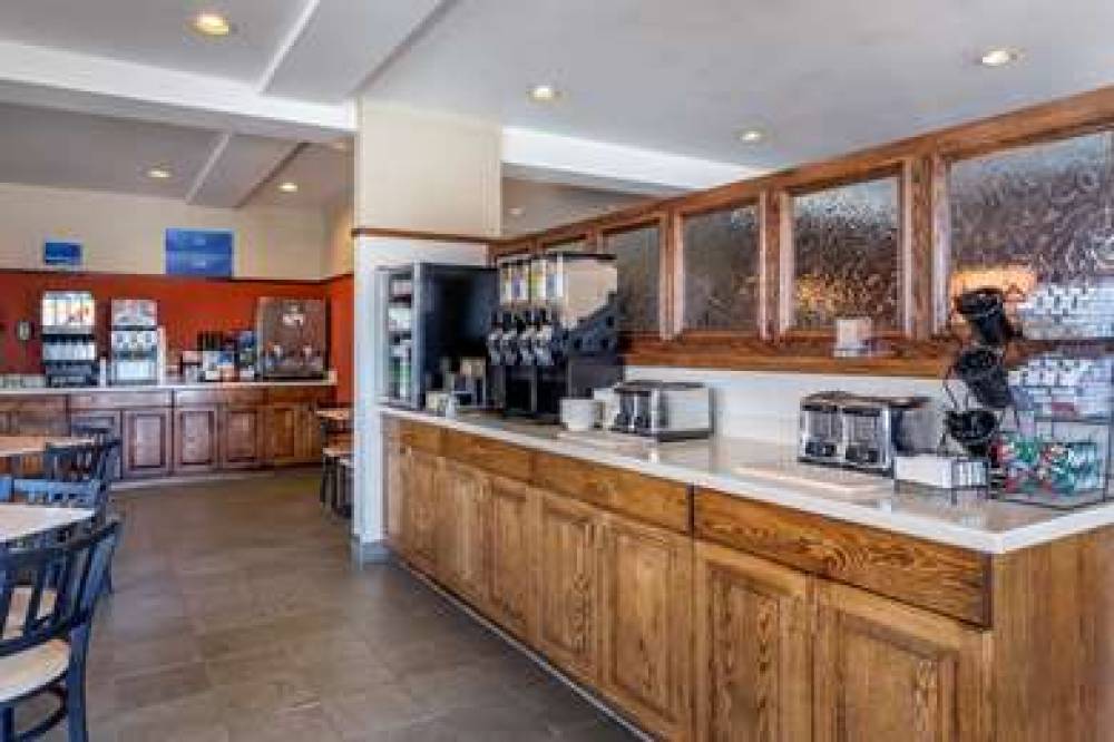 Best Western Desert Inn 5