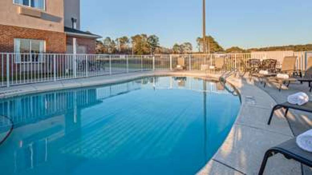 Best Western Dothan Inn & Suites 2