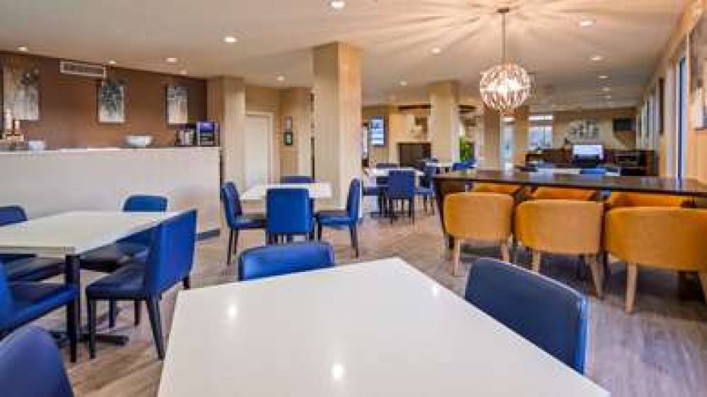 Best Western Dothan Inn & Suites 10