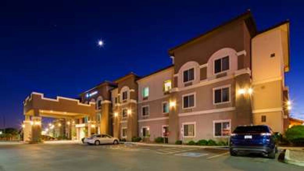 Best Western Douglas Inn & Suites 1