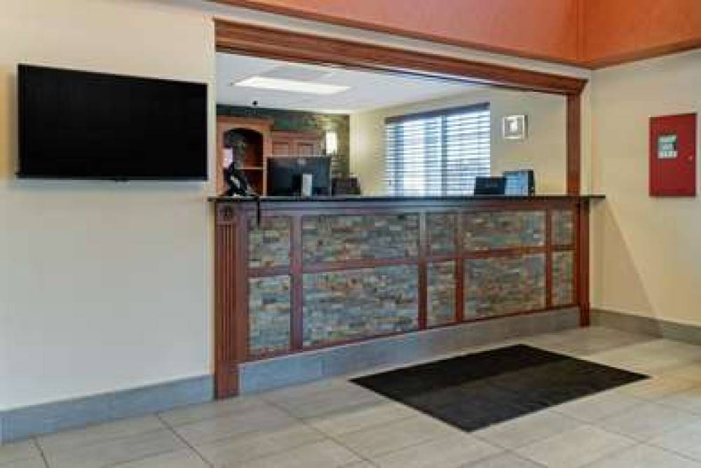 Best Western Executive Inn & Suites 10