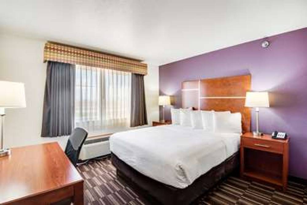 Best Western Firestone Inn & Suites 6