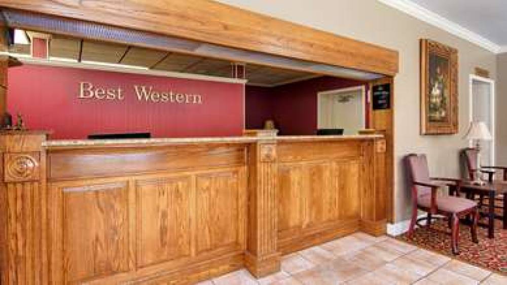 Best Western Forest Inn 3