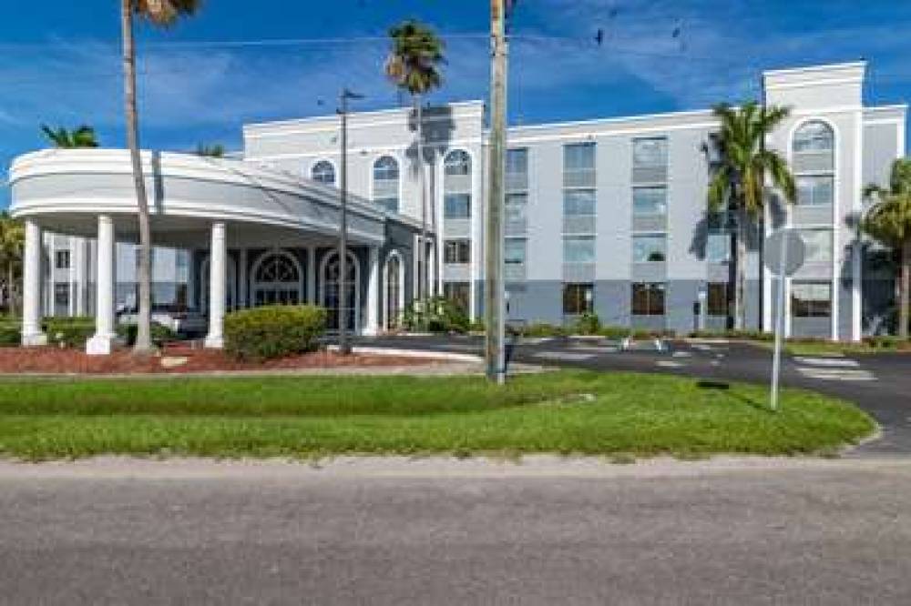 Best Western Fort Myers Inn & Suites 6