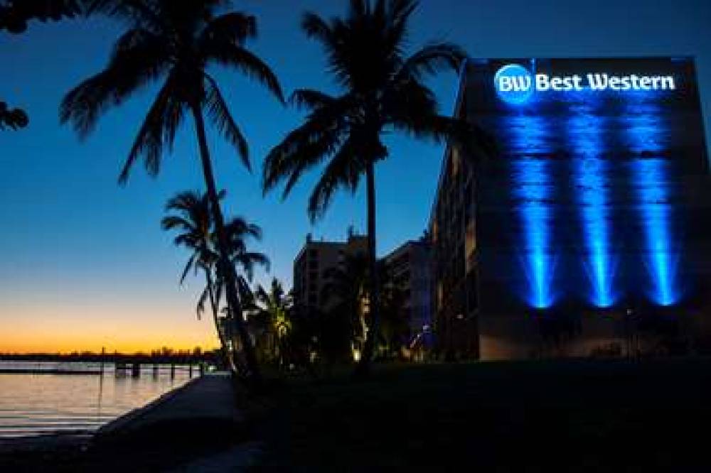 Best Western Fort Myers Waterfront 9