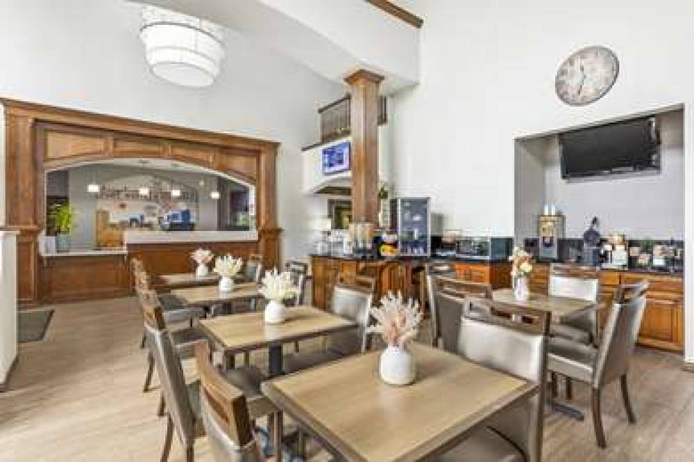 Best Western Fort Worth Inn & Suites 4