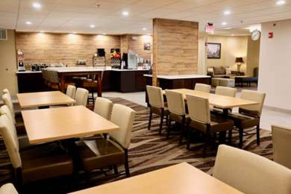 Best Western Fostoria Inn & Suites 6