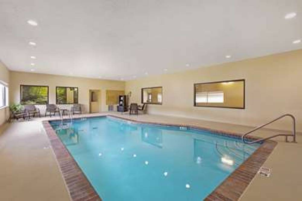 Best Western Franklin Town Center Hotel & Suites 2