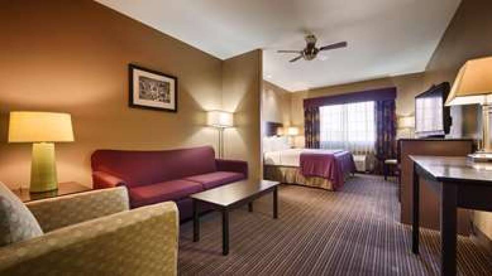 Best Western Giddings Inn & Suites 2