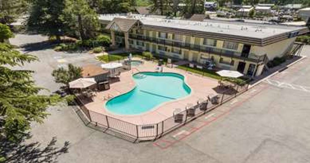 Best Western Gold Country Inn 10