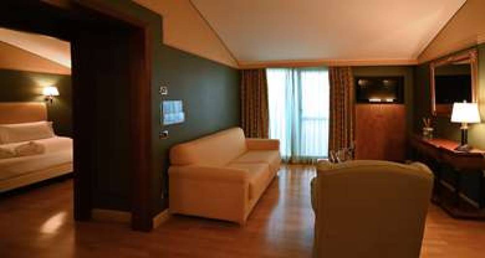 Best Western Grand Htl Guinigi 4