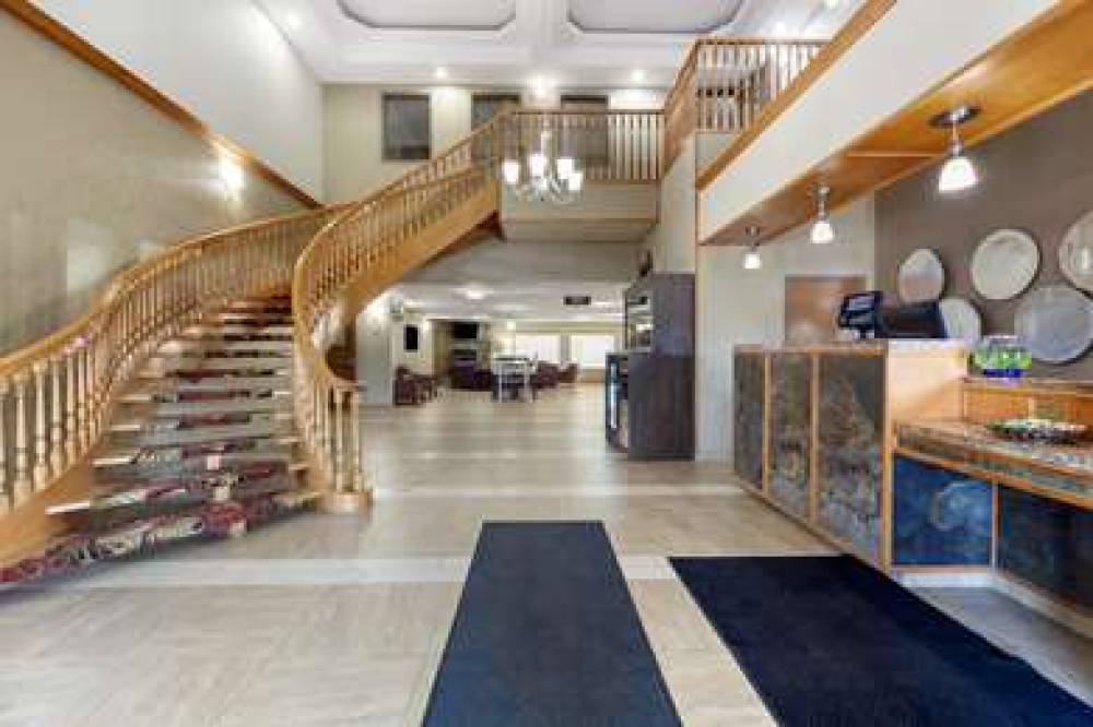 Best Western Grande Prairie Hotel & Suites 2