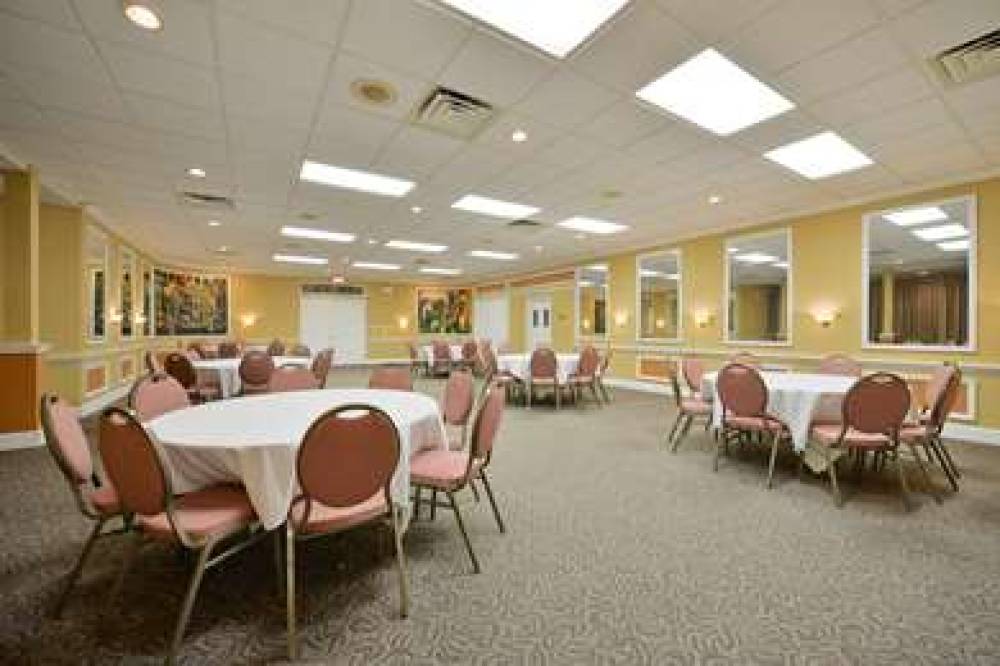 Best Western Green Bay Inn Conference Center 7