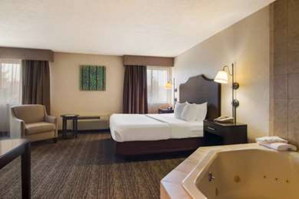 Best Western Grove City Inn 5