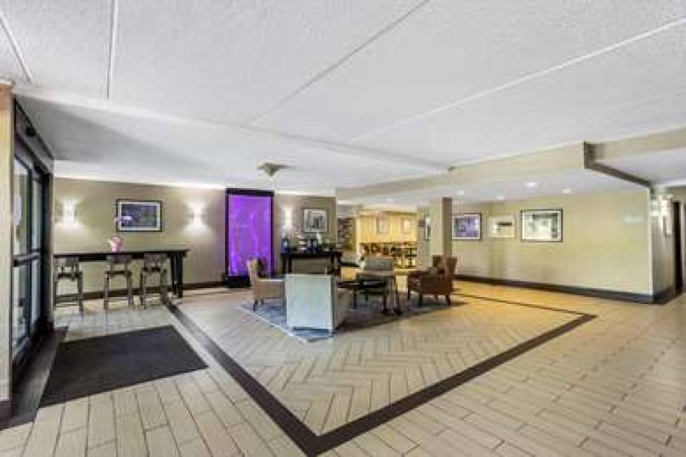 Best Western Harrisburg North 5