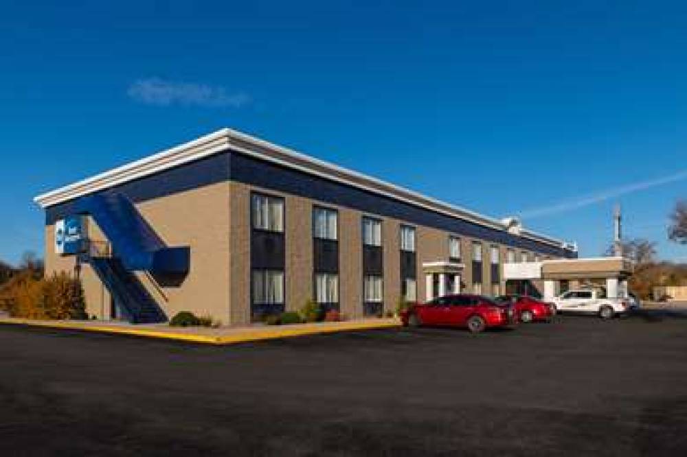 Best Western Huntington Mall Inn