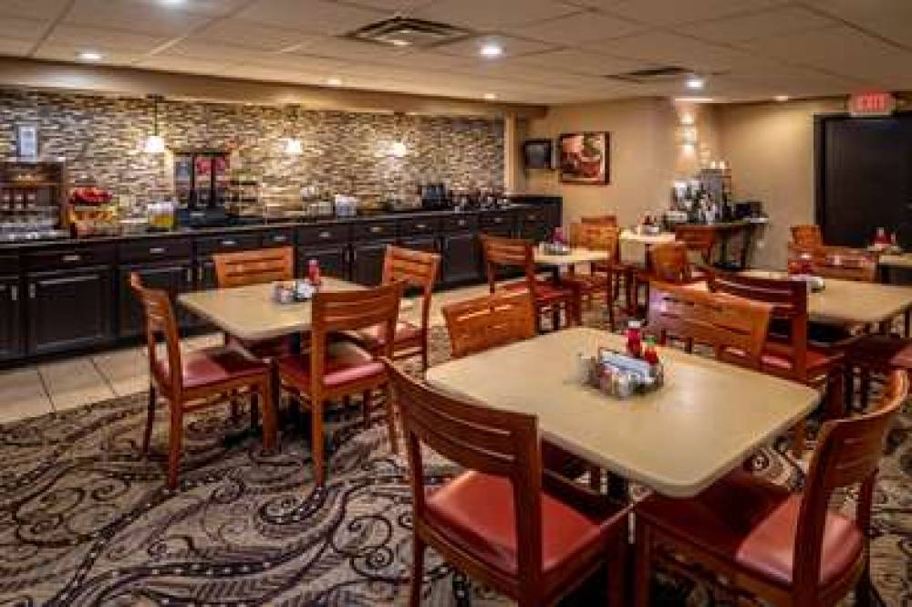 Best Western Huntington Mall Inn 8